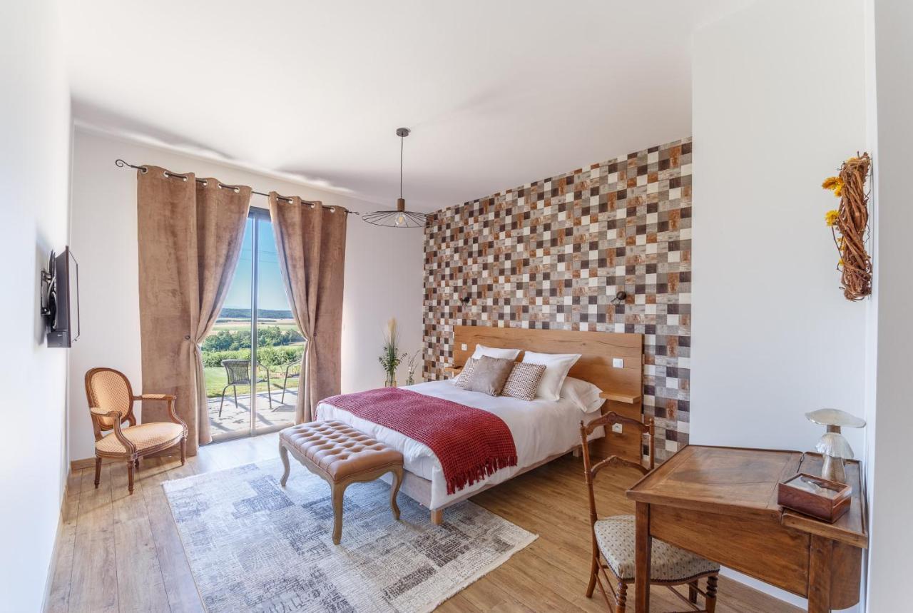Gite Et Chambres D'Hotes - La Maison Du Grand Bossieu Luaran gambar